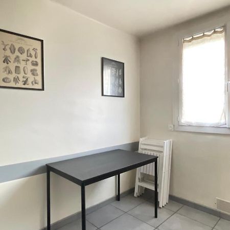 Appartement Lumineux Et Traversant Montauban Exterior photo